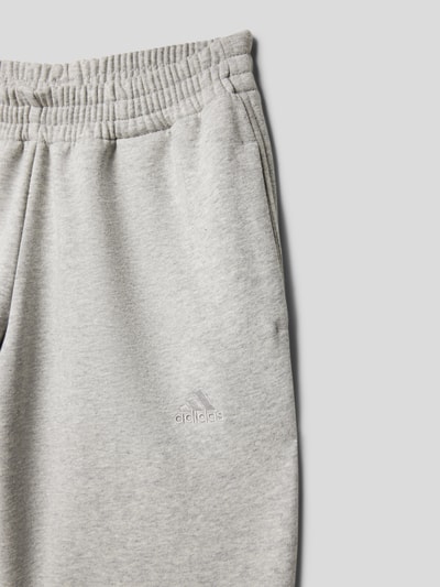 ADIDAS SPORTSWEAR Sweatpants mit Label-Print Mittelgrau Melange 2