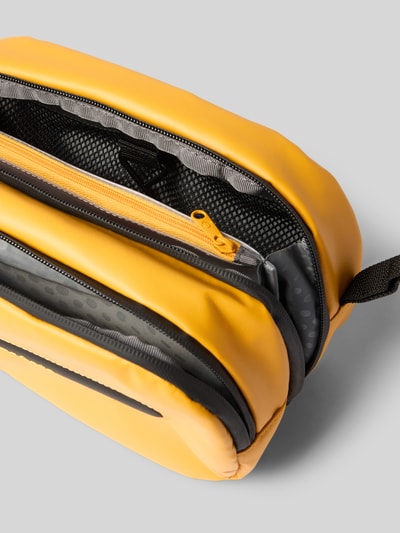 Produktfoto, Kosmetiktasche mit Logo-Detail Modell 'Ecodiver' von Samsonite in Gelb mit Reißverschlussfächern und Strukturdetails, Herren Kosmetiktasche
