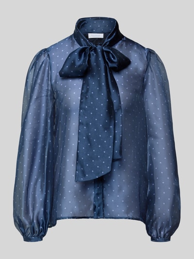 Produktfoto, Schluppenbluse im semitransparenten Design von Rich & Royal, gerade geschnitten, Schluppe, verdeckte Knopfleiste, dunkelblau mit kleinen Punkten, zarte Textur, Rückenlänge 64 cm, Ärmellänge 66 cm