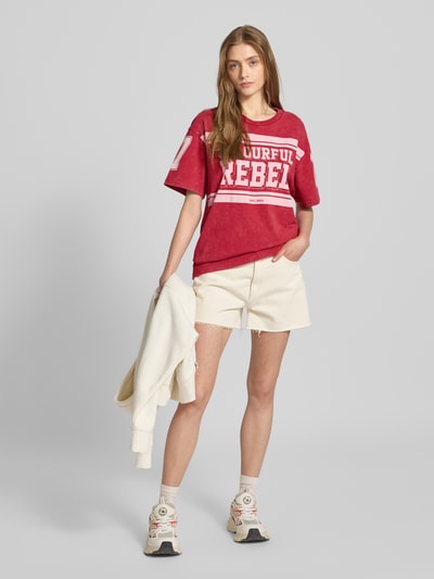 Colourful Rebel T-Shirt mit Label-Print Rot 1