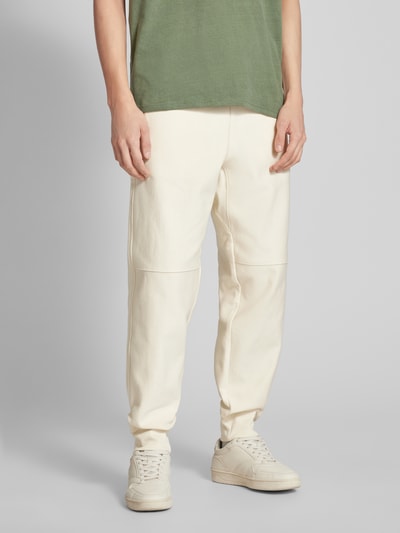 Carhartt Work In Progress Sweatpants mit Eingrifftaschen Modell 'AMERICAN' Offwhite 4