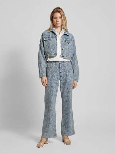 Gestuz Jeans mit weitem Bein und Allover-Muster Modell 'Nila' Hellblau 1