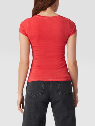 Guess T-Shirt mit U-Ausschnitt Rot 5