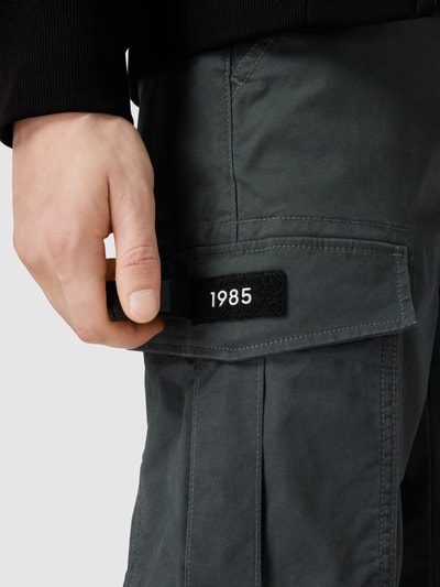 Tommy Jeans Cargohose mit Label-Patch Modell 'AUSTIN' Anthrazit 3