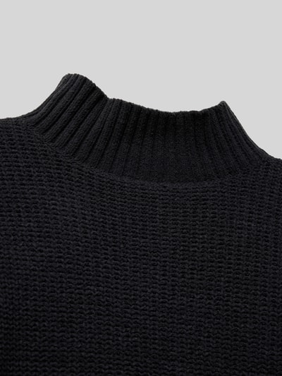 s.Oliver RED LABEL Boxy Fit Strickpullover mit Zopfstrickmuster-Bund und geripptem Stehkragen Black 2