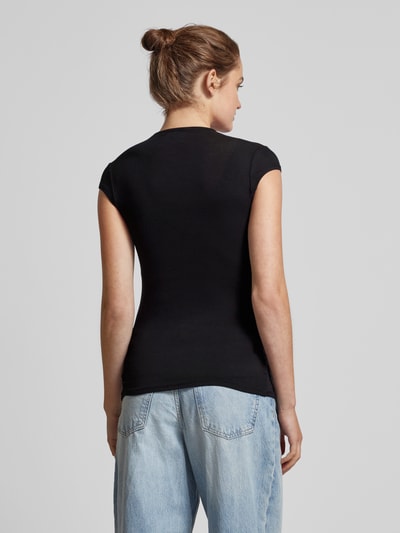 WEEKDAY T-Shirt mit kurzer Knopfleiste Modell 'Jona' Black 5