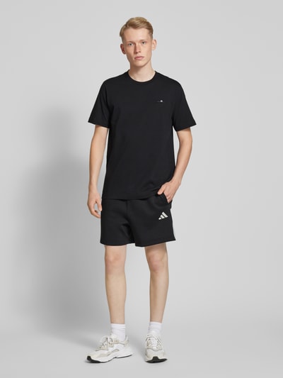 ADIDAS SPORTSWEAR T-Shirt mit Label-Stitching Black 1