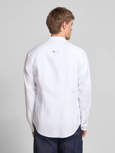 Tommy Jeans Slim Fit Freizeithemd aus Oxford Weiss 5