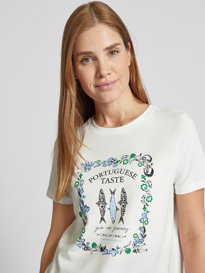 comma T-Shirt mit Motiv- und Statement-Print Offwhite 3