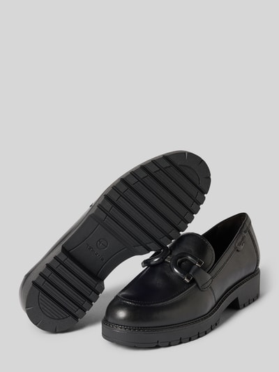 Produktfoto, schwarze Loafer aus echtem Rindsleder von Tamaris mit glänzender Oberfläche und markanter Profilsohle, Damen Loafer von Tamaris