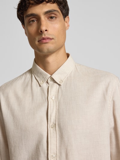 MCNEAL Regular Fit Freizeithemd mit Button-Down-Kragen Sand 3