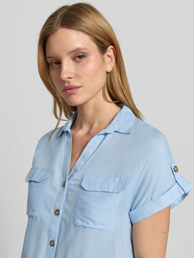 VERO MODA Regular Fit Hemdbluse aus reiner Viskose Modell 'BUMPY' Hellblau 3