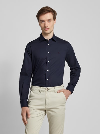 Tommy Hilfiger Regular Fit Business-Hemd mit Label-Stitching Modell 'John' Gruen 4