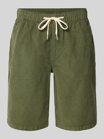 Produktfoto, olivgrüne Regular Fit Shorts mit Tunnelzug Modell 'Joey' von Redefined Rebel, Cord-Optik, Baumwoll-Elasthan-Mix, Vorderansicht.