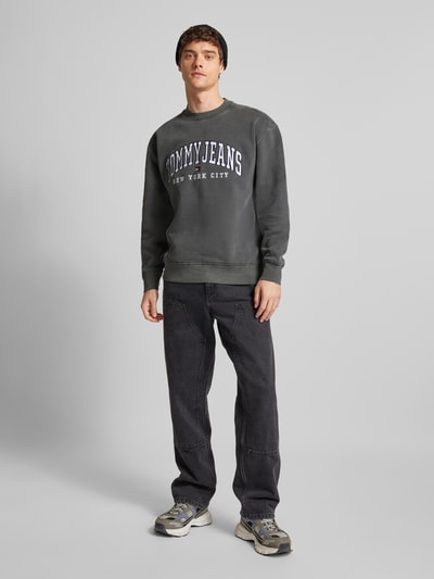 Tommy Jeans Relaxed Fit Sweatshirt mit Label-Stitching Black 1