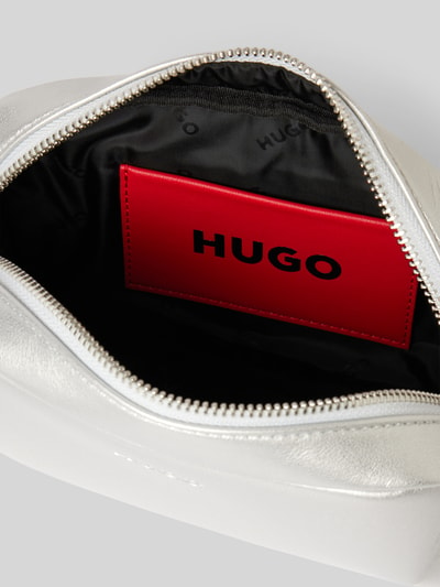 HUGO Crossbody Bag mit Label-Detail Silber 5