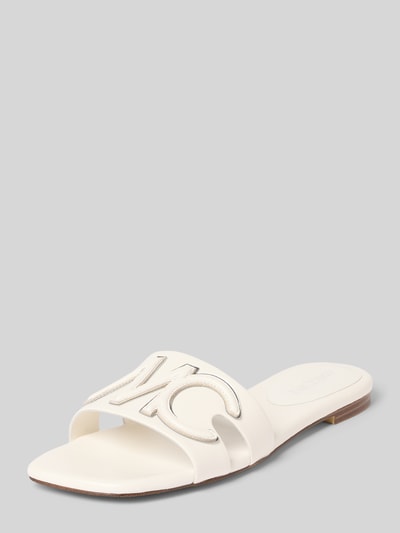 Produktfoto, Sandalen mit Logo-Detail von Marc Cain Bags & Shoes in Weiß mit glatter Sohle, Gerade Passform, offene Ferse, Absatzhöhe 1 cm, Schaftweite 6 cm