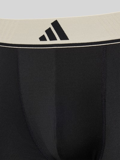 adidas Sportswear Obcisłe bokserki o kroju slim fit z wyhaftowanym logo model ‘Active’ w zestawie 3 szt. Czarny 2