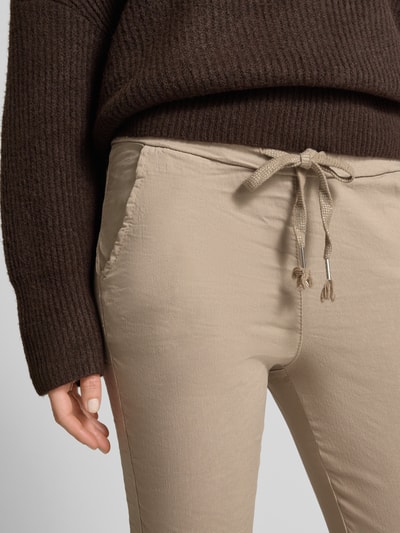 ZABAIONE Skinny Fit Stoffhose mit Tunnelzug Beige 3