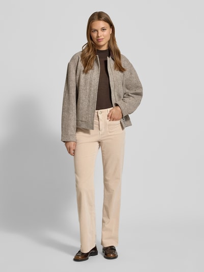 OPUS PANTS Flared Fit Cordhose mit Pattentaschen Modell 'Melly' Sand 1