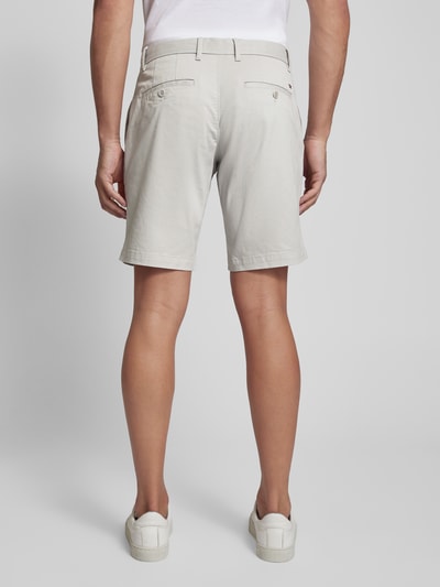 Tommy Hilfiger Bermudas in unifarbenem Design Modell 'BROOKLYN' Hellgrau 5