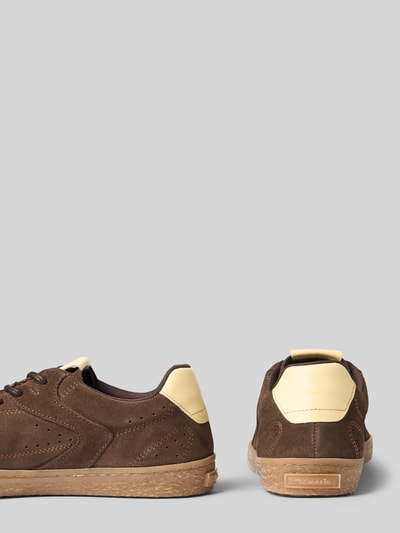 Produktfoto, Sneaker aus echtem Leder mit Logo-Stitching von Tamaris in Braun mit beigem Detail, strukturierte Sohle, Damen Sneaker von Tamaris