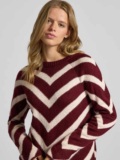 Only Sweter z dzianiny o kroju regular fit ze wzorem w paski model ‘ELIZA’ Bordowy 3