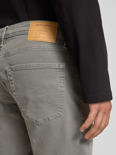 Jack & Jones Korte regular fit jeans in 5-pocketmodel, model 'RICK' Lichtgrijs - 3