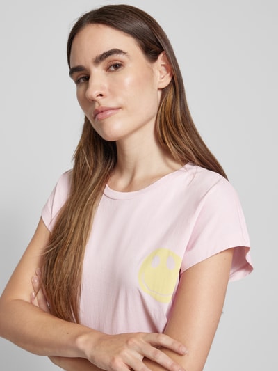 Vero Moda T-Shirt mit Motiv-Print Rosa 3