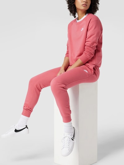 Nike Standard Fit Sweatpants mit Label-Stitching Pink 1