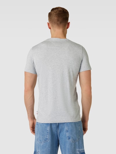 Tommy Hilfiger T-shirt o kroju slim fit z okrągłym dekoltem Srebrny melanż 5