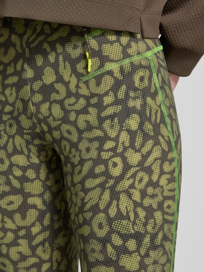 Marc Cain Sportleggings mit Ziernähten Khaki 3