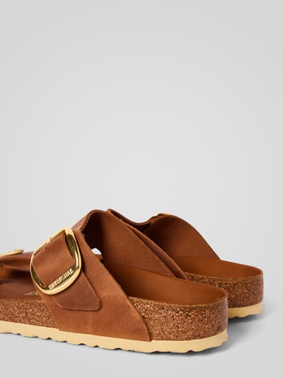 Birkenstock Teenslippers van leer, model 'Gizeh' Cognac - 2