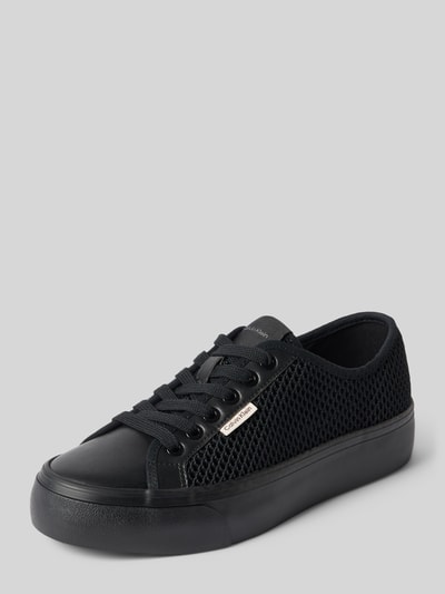 Produktfoto, Low Top Sneaker mit Plateau-Sohle von CK Calvin Klein in Optik: Unifarben mit Schnürung, Label-Patch und Materialverarbeitung: Mesh
