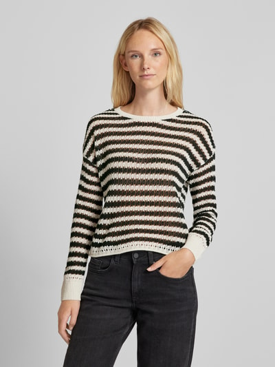 Vero Moda Sweter z dzianiny o kroju regular fit z luźnym wzorem dzianinowym model ‘SPRING’ Beżowy 4