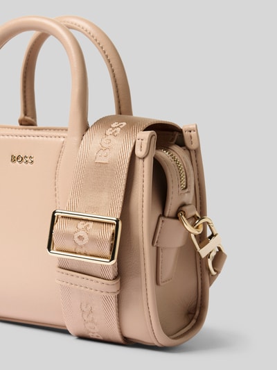 Productfoto, lichtroze kunstleren Umhängetasche met label-applicatie, goudkleurige details en ritssluiting, model 'SANDY SM' van BOSS