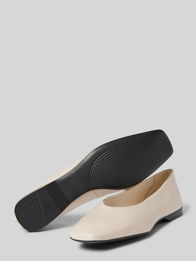 Vagabond Ballerinas mit Blockabsatz Modell 'Delia' Offwhite 4