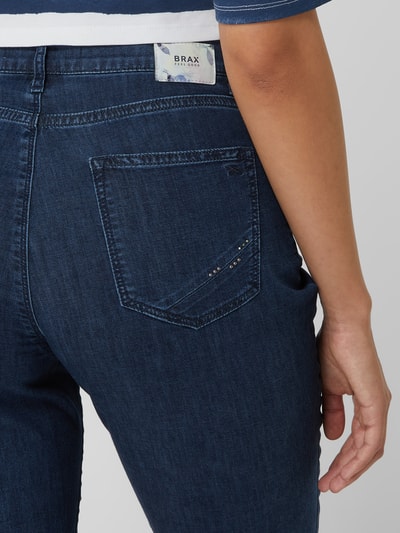 Brax Feminin Fit Cropped Jeans mit Stretch-Anteil Modell 'Caro' Dunkelblau 3