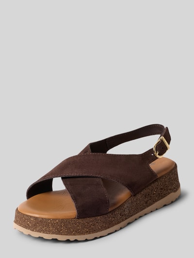 Produktfoto, Sandaletten aus echtem Leder Modell 'CHUNKY SUEDE SANDALE' von Tamaris, brązowy kolor, unikatowa tekstura zamszu, zaokrąglony nosek, profilowana podeszwa z korka, klamra, detal z logo, szerokość standardowa, minimalistyczny design