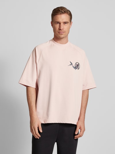 CARLO COLUCCI Oversized T-Shirt mit Label-Print Rosa 4