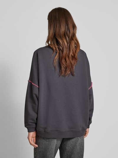 miss goodlife Oversized Sweatshirt mit Statement-Print Anthrazit 5