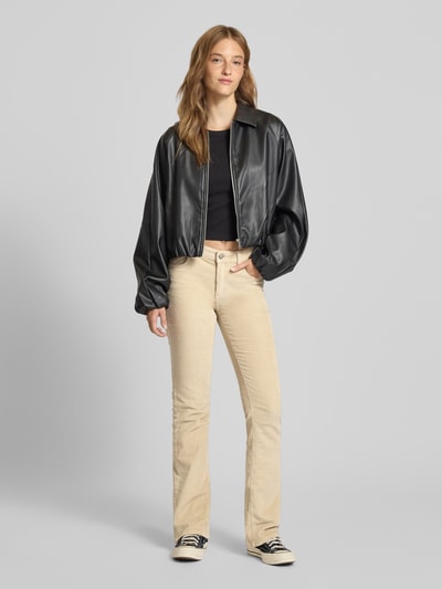 Only Spodnie sztruksowe o rozkloszowanym kroju z mieszanki bawełny model ‘MARY’ Écru 1