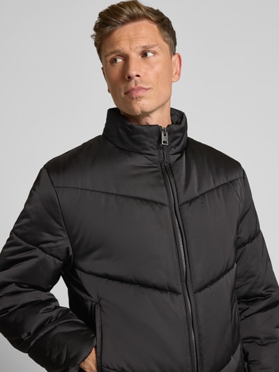HUGO Kurtka pikowana o kroju regular fit z watowanej satyny model ‘BERO2531’ Czarny 3