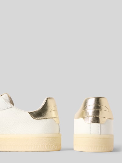 Produktfoto, Low Top Sneaker aus Rindsleder-Textile-Mix von Tamaris, skóra licowa i welurowa, jednolity kolor, okrągły nosek, płaska podeszwa, złote detale, strukturyzowana podeszwa, tłoczenie logo, sznurowane, detal efektowej nici