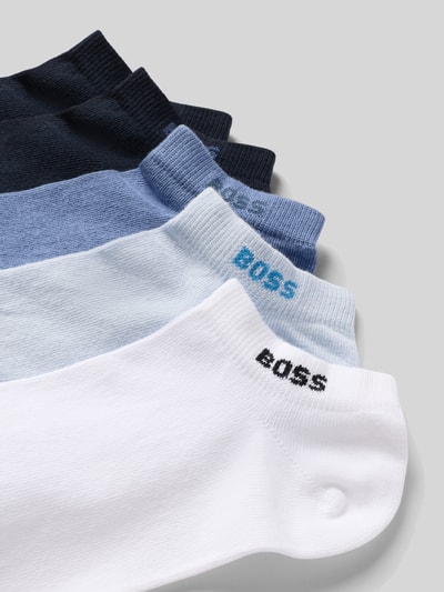 Produktfoto, Socken aus Baumwoll-Mix in 5er Pack Modell 'AS UNI' von BOSS, pięć par, gładka faktura, różne odcienie niebieskiego i bieli, elastyczny ściągacz, logo z napisem, multipack, materiał bawełniany