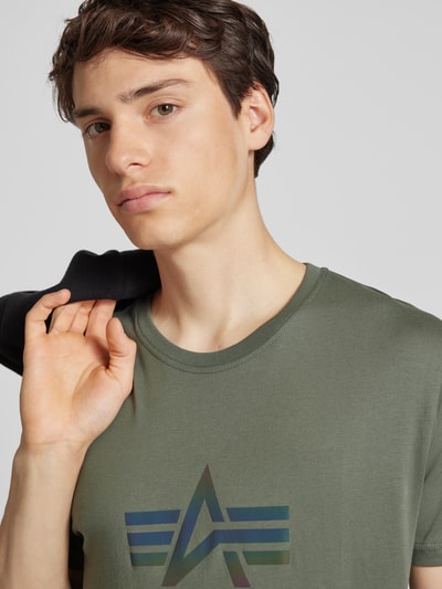 Alpha Industries T-Shirt mit Label-Print Oliv 3