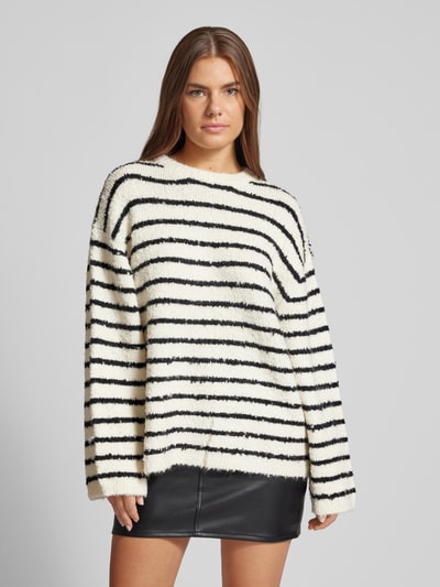 EDITED Gebreide pullover met extra brede schouders, model 'Harriet' Offwhite - 7