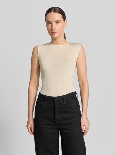 Frauenmodel trägt Regular Fit Trägertop aus Viskose-Mix Modell 'BELLICO' von MAX&Co., Optik: Unifarben, Rundhals-Ausschnitt, breite Träger, Material: Viskose-Mix, Ganzkörperansicht von vorne.