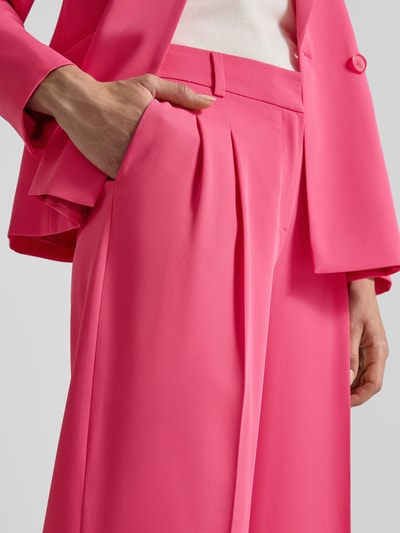 Christian Berg Woman Selection Wide Fit Stoffhose mit Bügelfalten Pink 3