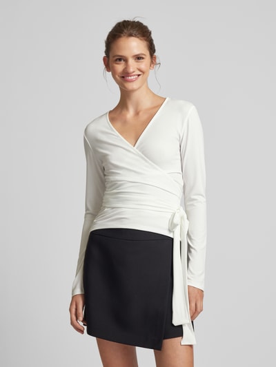 Gina Tricot Longsleeve in Wickel-Optik Weiss 4